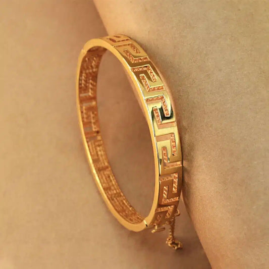 BRANDED GOLD BRACELET
