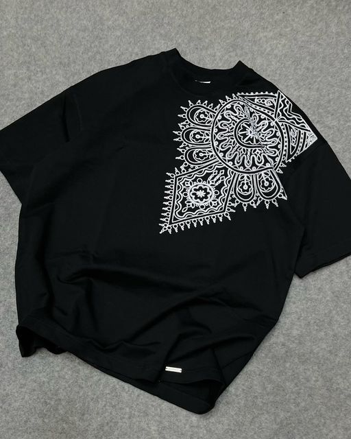 Mandala Embroidered Minimal Black Oversized T-Shirt – Urban Streetwear Edition